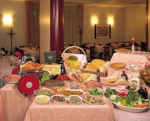 Hotel La Corte รูเบียรา ภายนอก รูปภาพ