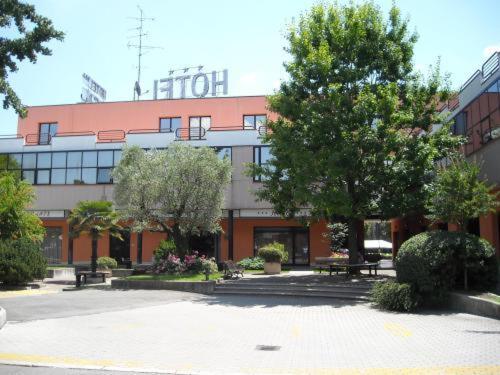 Hotel La Corte รูเบียรา ภายนอก รูปภาพ